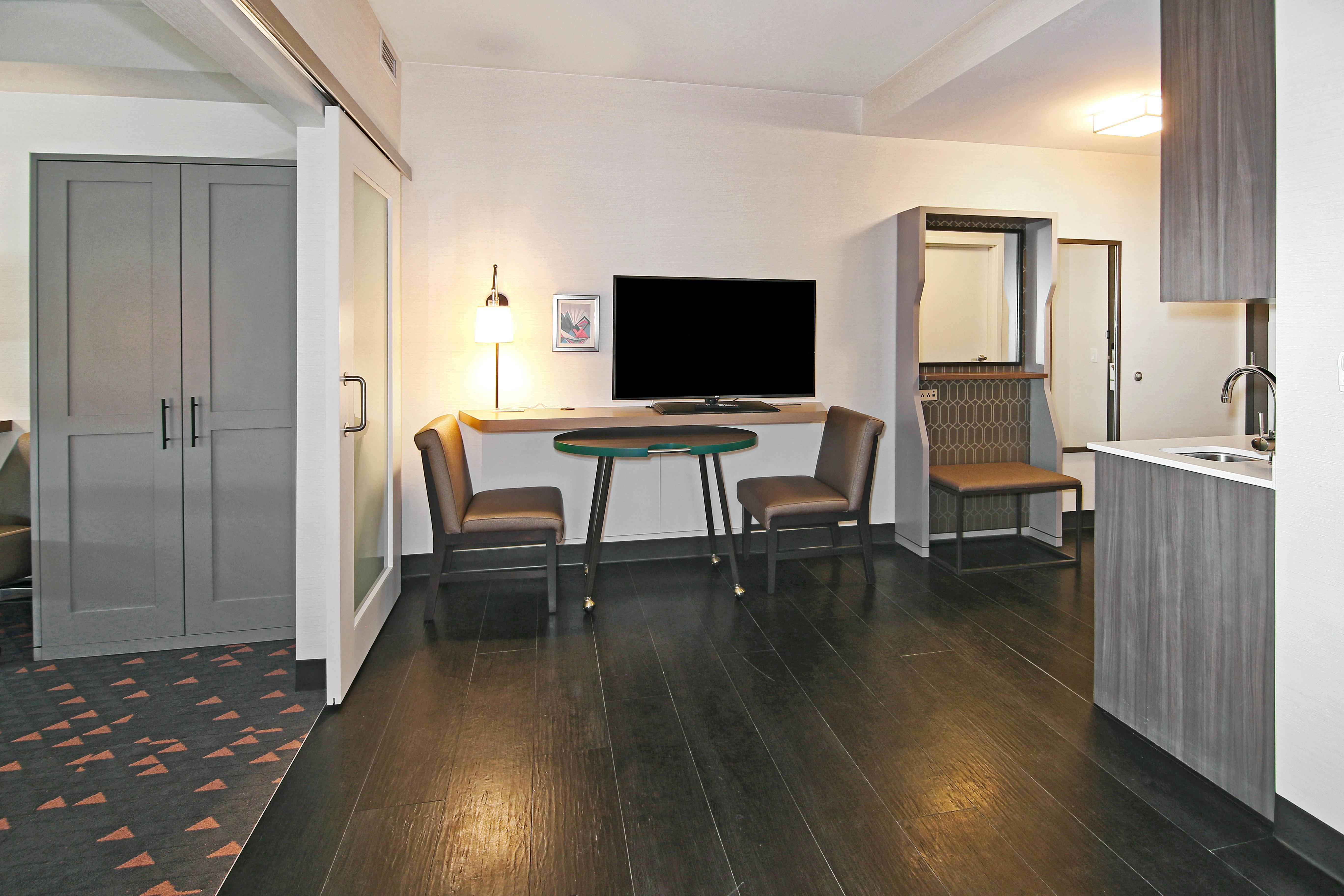 Holiday Inn Hotel & Suites - Calgary Airport North By Ihg Kültér fotó