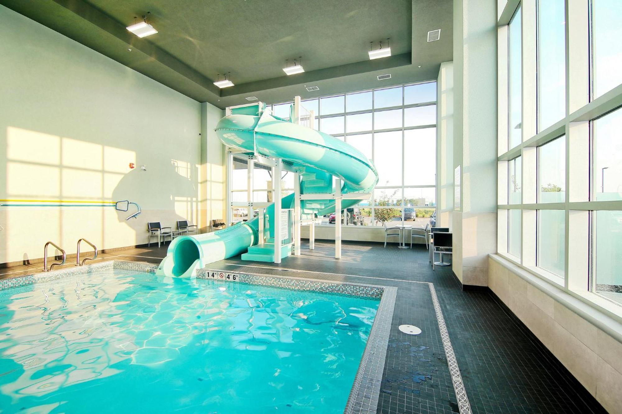 Holiday Inn Hotel & Suites - Calgary Airport North By Ihg Kültér fotó
